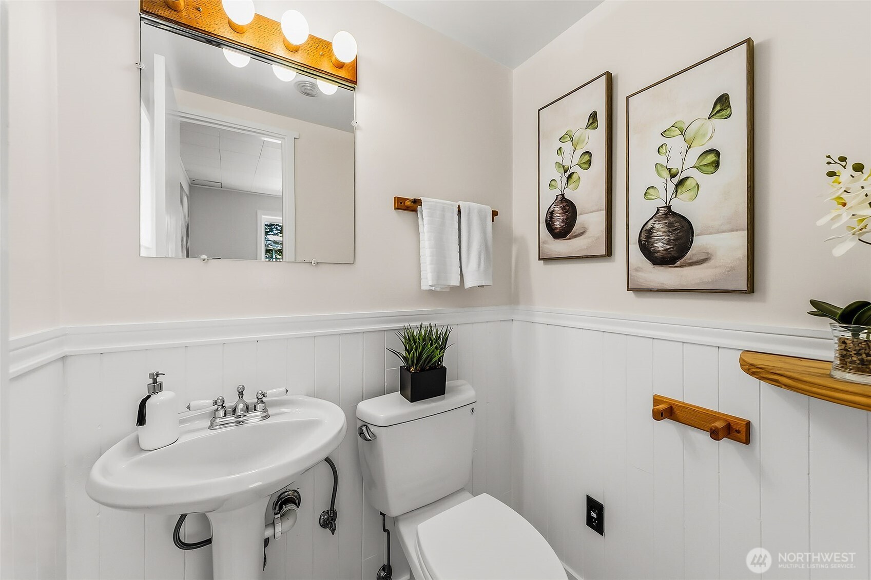 9317 217th Place Southwest Edmonds, WA 98020 - Photo 17 of 32