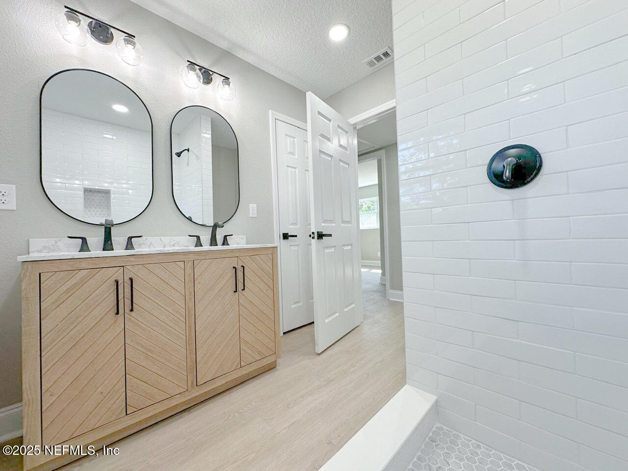 2955 Alonso Road Jacksonville, FL 32216 - Photo 30 of 41 IMG-20250416-WA0044