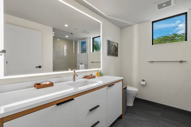 $3,999,000 | 30 Kai Malu Drive, Unit 201, Kihei, HI 96753