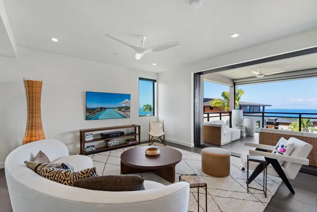 $3,999,000 | 30 Kai Malu Drive, Unit 201, Kihei, HI 96753