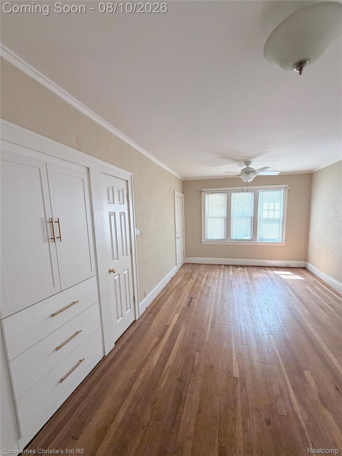 858 Nottingham Road Grosse Pointe, MI 48230 - Photo 6 of 16 IMG_0595.jpeg