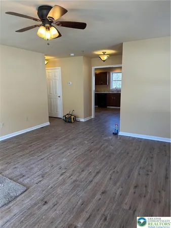 $1,975 | 10 Railroad Avenue, East Bangor, PA 18013