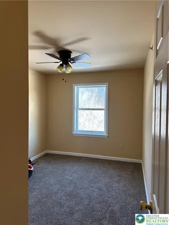 $1,975 | 10 Railroad Avenue, East Bangor, PA 18013