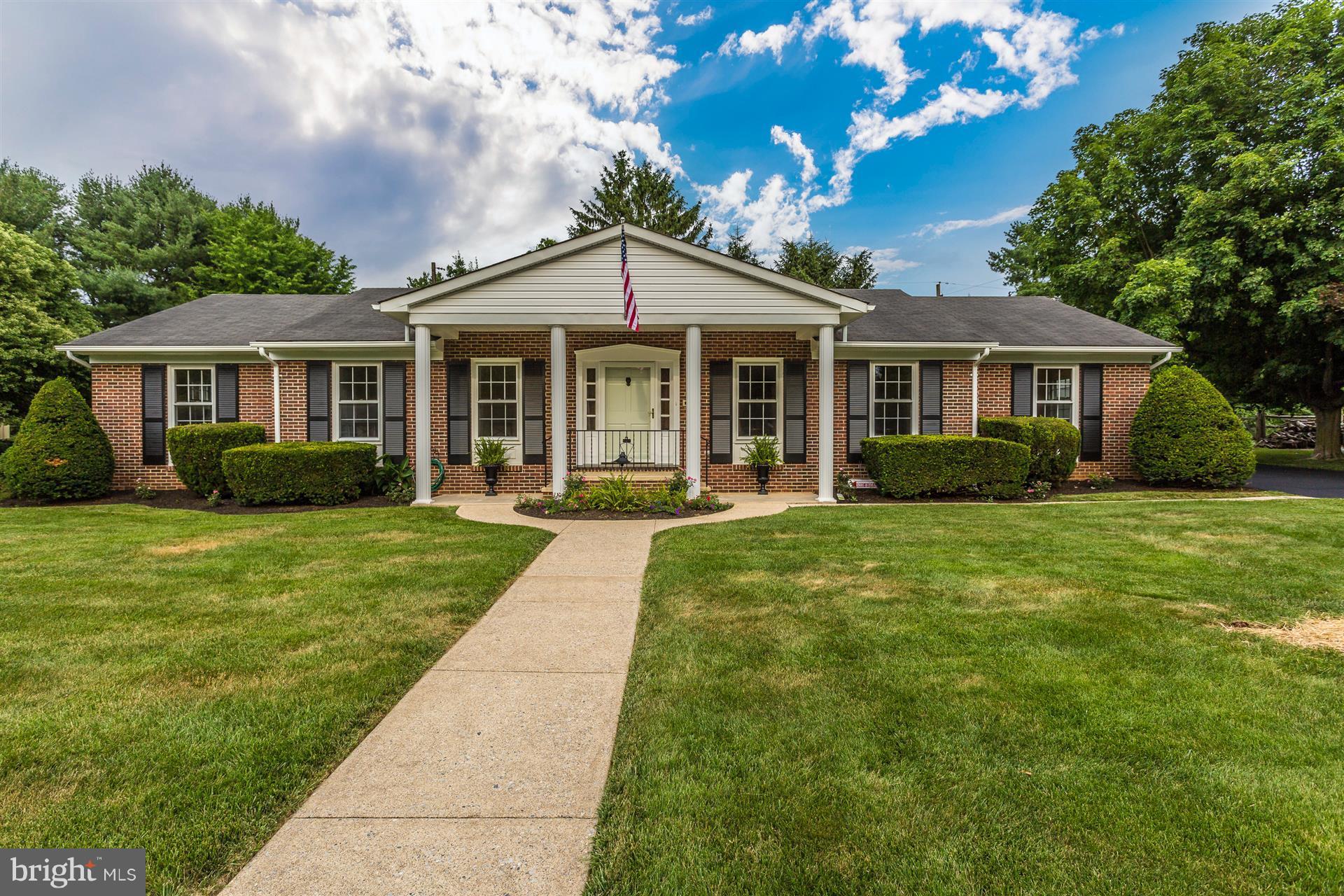 19639 Spring Creek Road Hagerstown, MD 21742 - Photo 1 of 30 Exterior (Front)