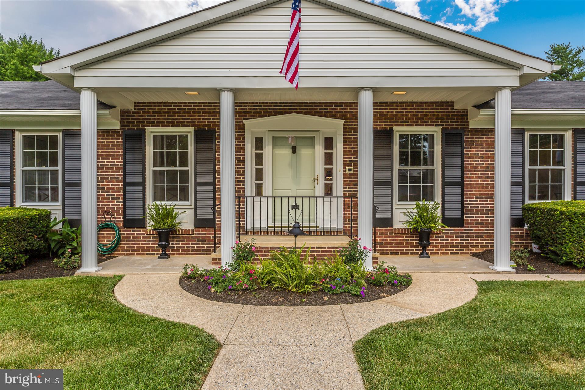 19639 Spring Creek Road Hagerstown, MD 21742 - Photo 2 of 30 Exterior (Front)