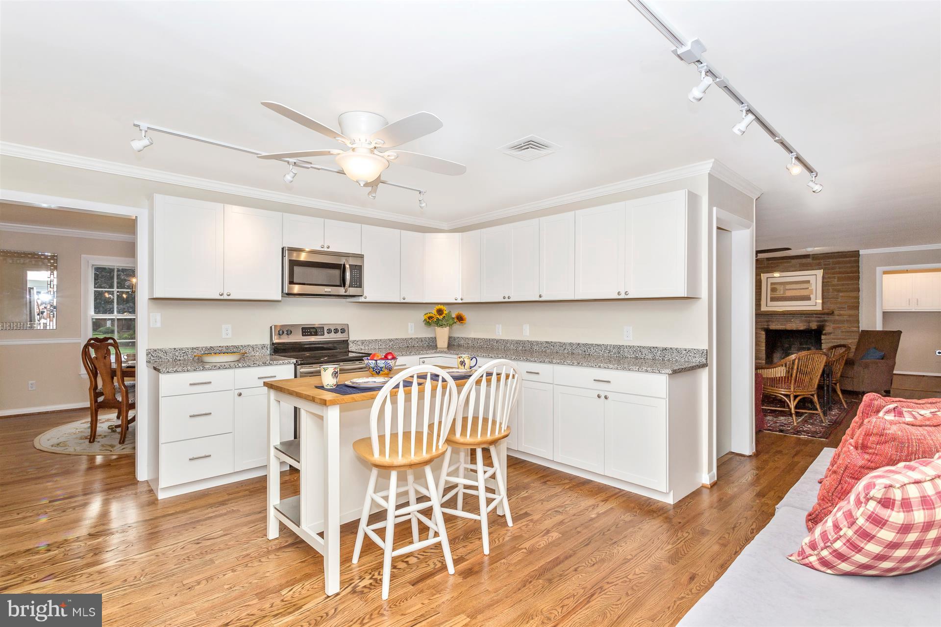 19639 Spring Creek Road Hagerstown, MD 21742 - Photo 10 of 30 Kitchen