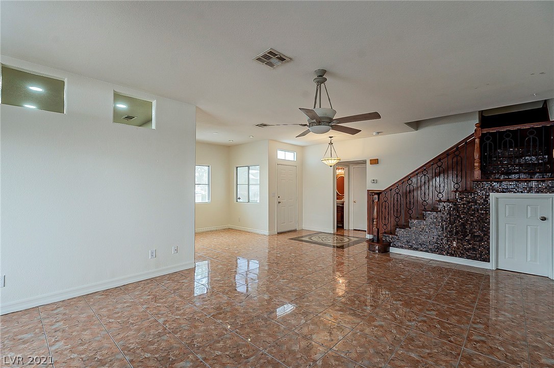 5386 Runningbrook Road Las Vegas, NV 89120 - Photo 5 of 29
