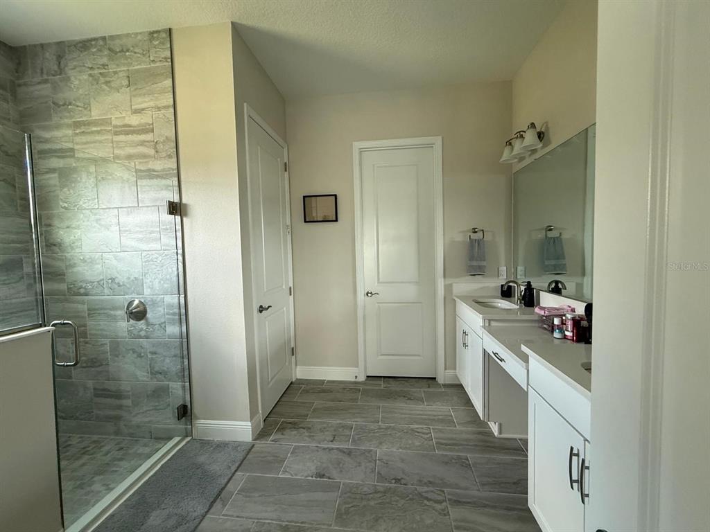11122 Rustic Timber Loop San Antonio, FL 33576 - Photo 17 of 29