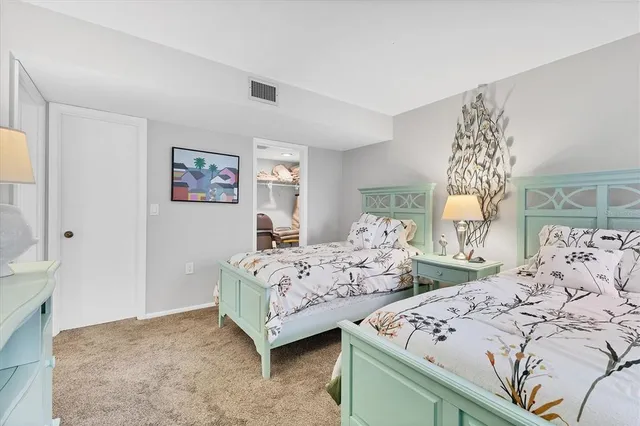 $700,000 | 1001 Benjamin Franklin Drive, Unit 201, Sarasota, FL 34236