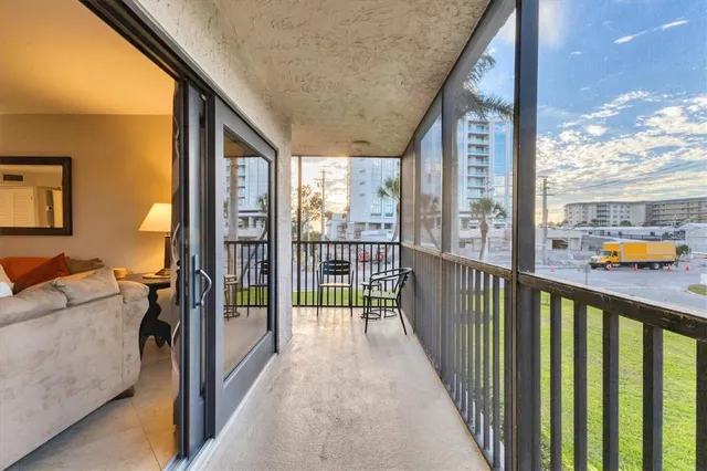 $700,000 | 1001 Benjamin Franklin Drive, Unit 201, Sarasota, FL 34236