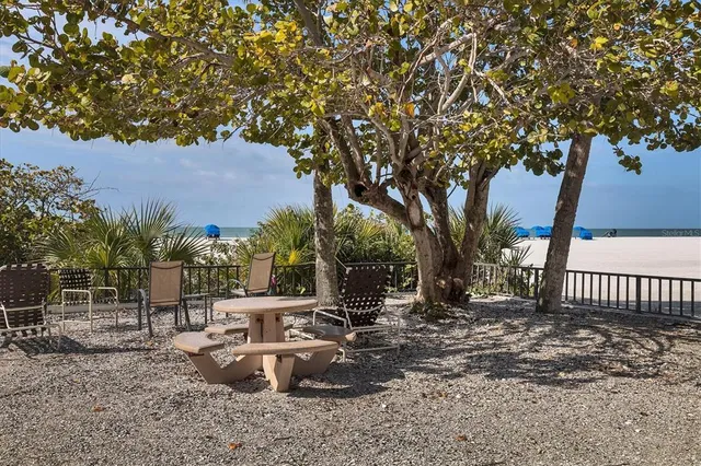 $700,000 | 1001 Benjamin Franklin Drive, Unit 201, Sarasota, FL 34236