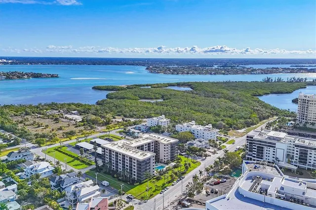 $700,000 | 1001 Benjamin Franklin Drive, Unit 201, Sarasota, FL 34236