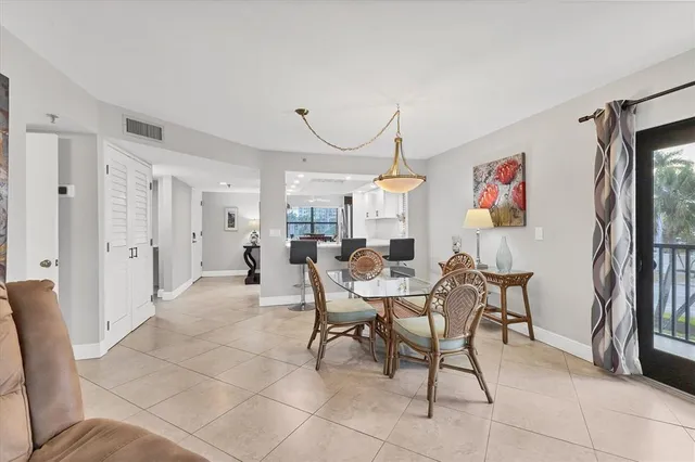 $700,000 | 1001 Benjamin Franklin Drive, Unit 201, Sarasota, FL 34236