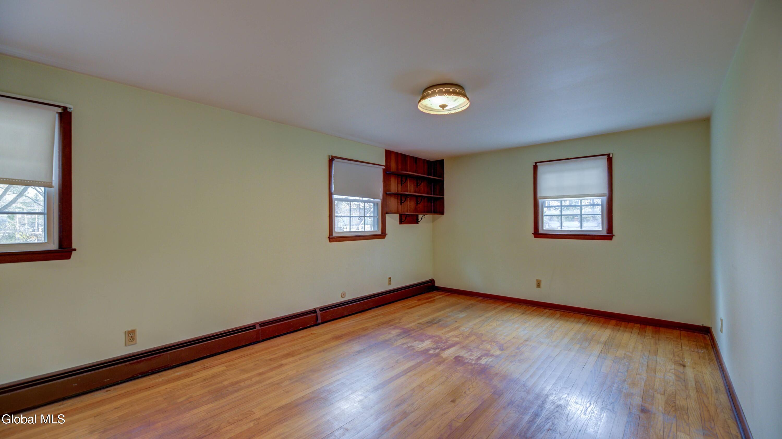 38 Hamilton Street Guilderland, NY 12084 - Photo 19 of 34 38 Hamilton St-35