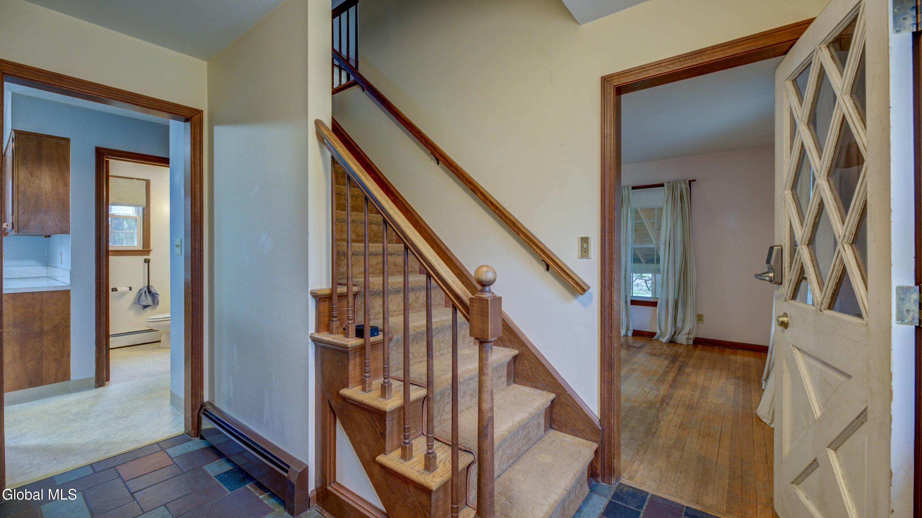 38 Hamilton Street Guilderland, NY 12084 - Photo 2 of 34 38 Hamilton St-32