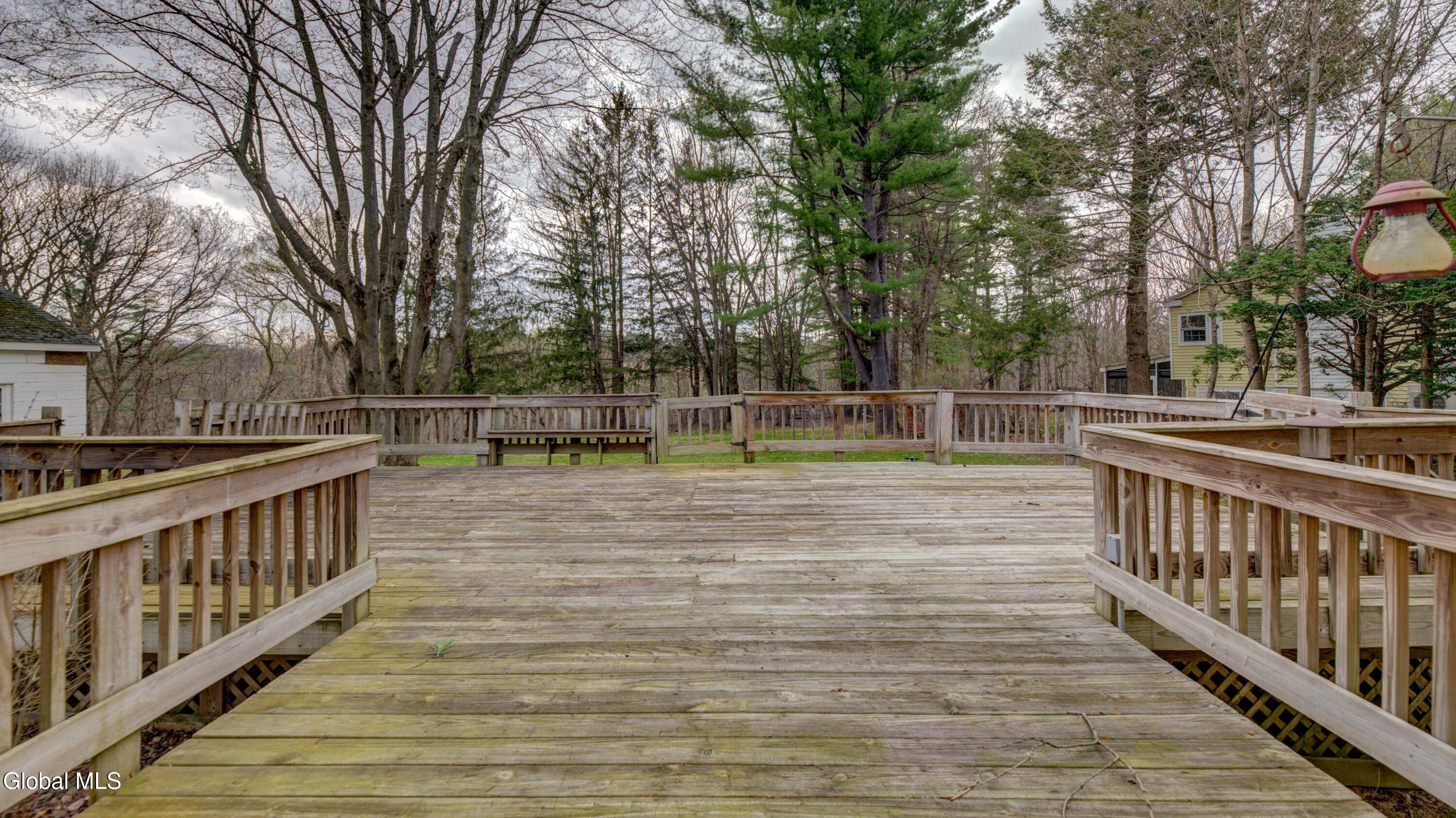 38 Hamilton Street Guilderland, NY 12084 - Photo 30 of 34 38 Hamilton St-15