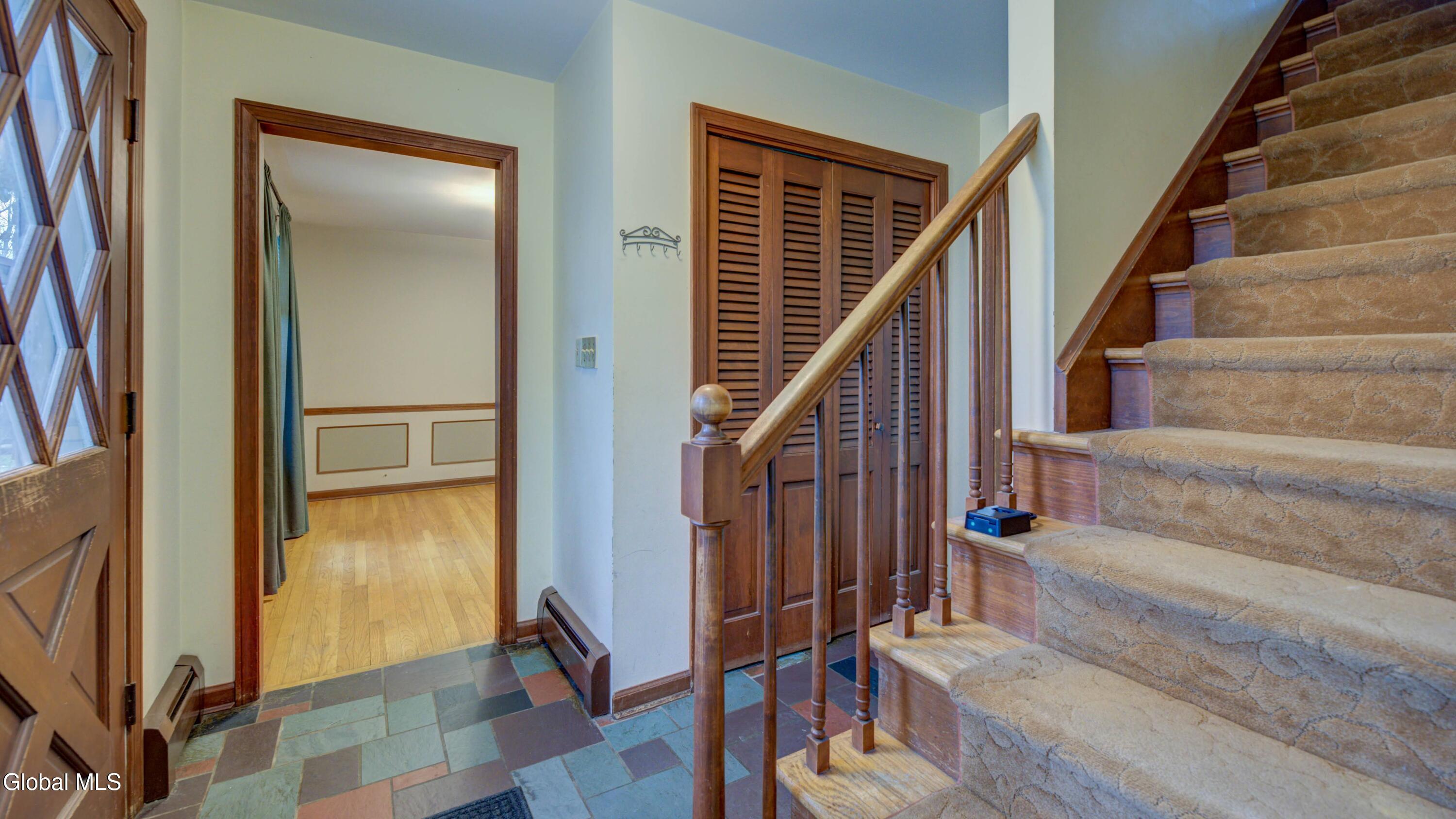 38 Hamilton Street Guilderland, NY 12084 - Photo 6 of 34 38 Hamilton St-30