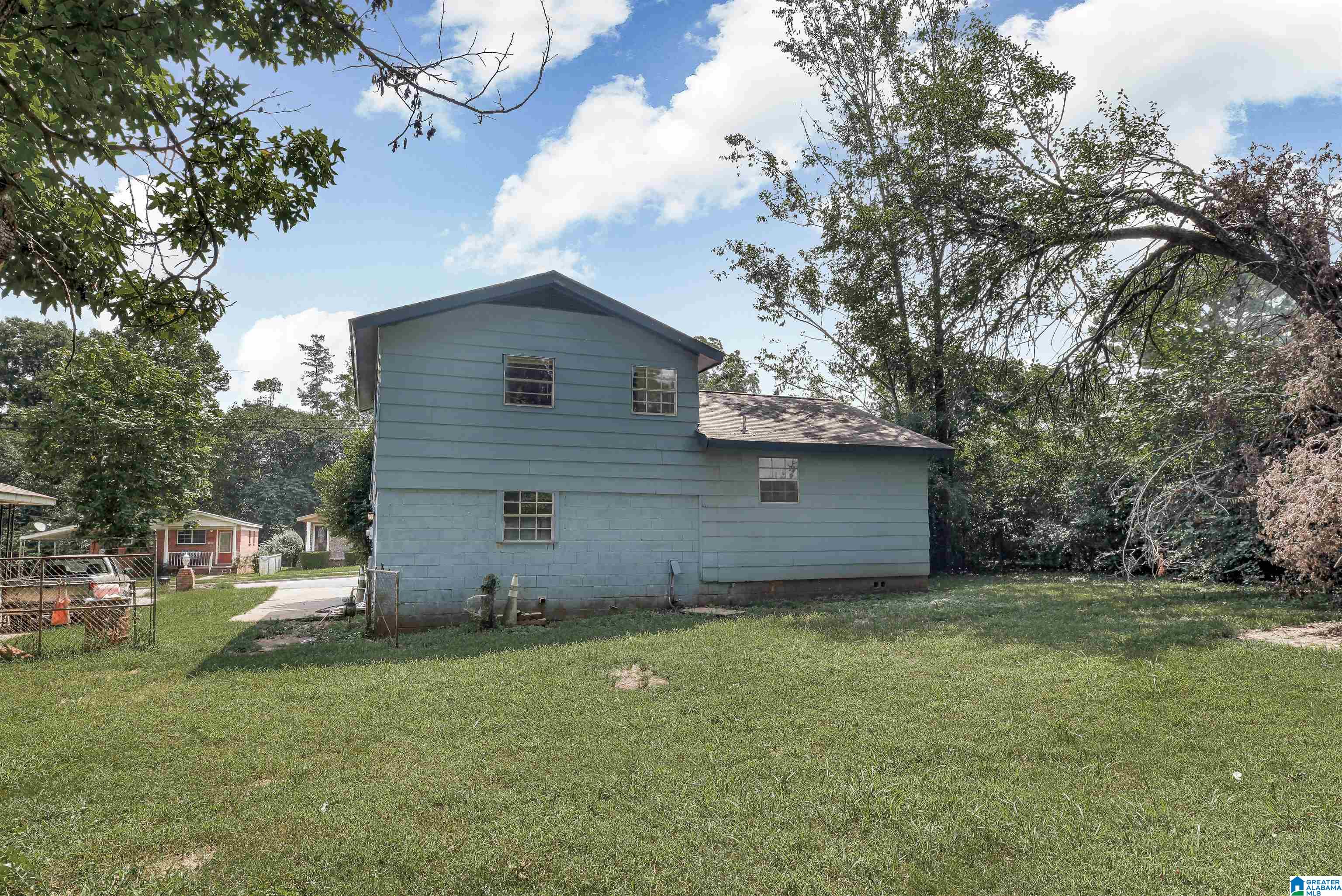 1660 18th Way Southwest Birmingham, AL 35211 - Photo 13 of 25