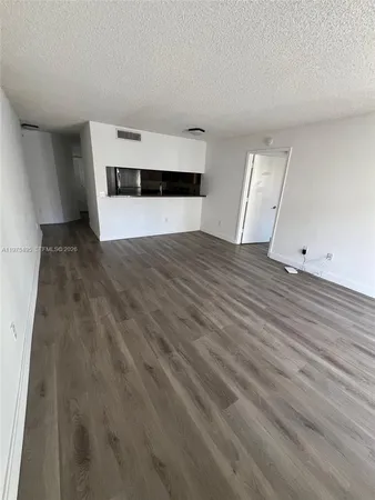 $2,150 | 440 South Park Road, Unit 4202, Hollywood, FL 33021