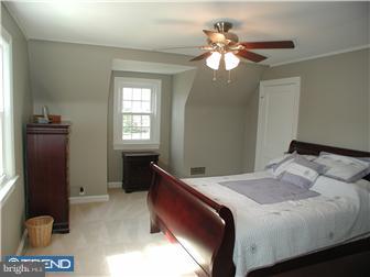 654 East Greenman Road Haddon Township, NJ 08033 - Photo 9 of 12 Gallery Image 9