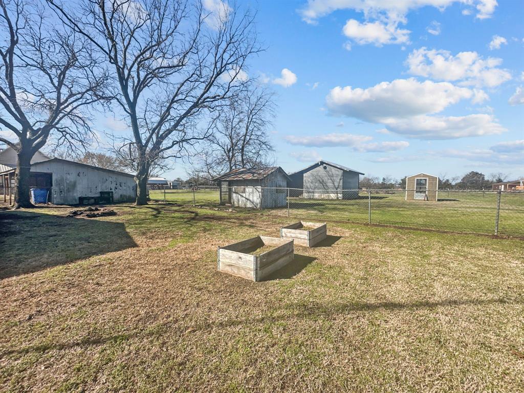 13023 Big Indian Road Callisburg, TX 76240 - Photo 13 of 30