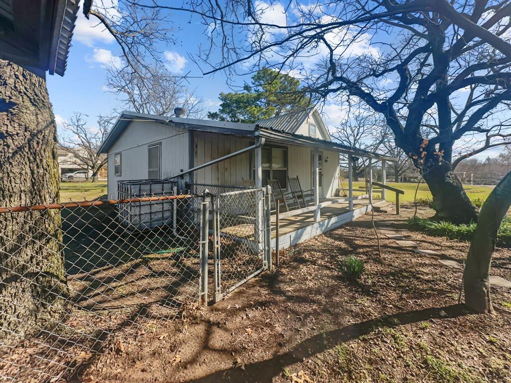 13023 Big Indian Road Callisburg, TX 76240 - Photo 10 of 30