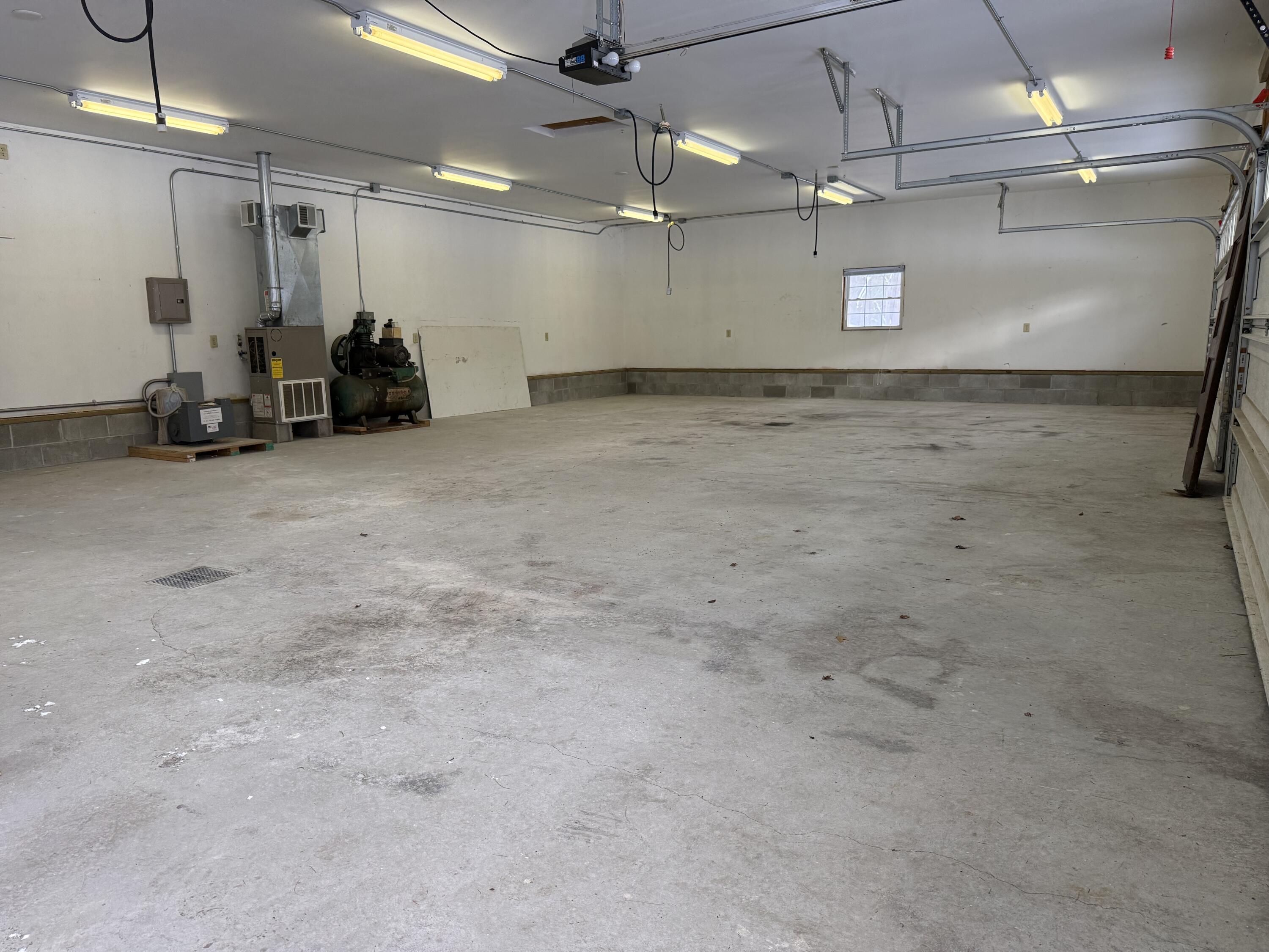 6595 Zellar Road Whitehall, MI 49461 - Photo 33 of 41 IMG_2028