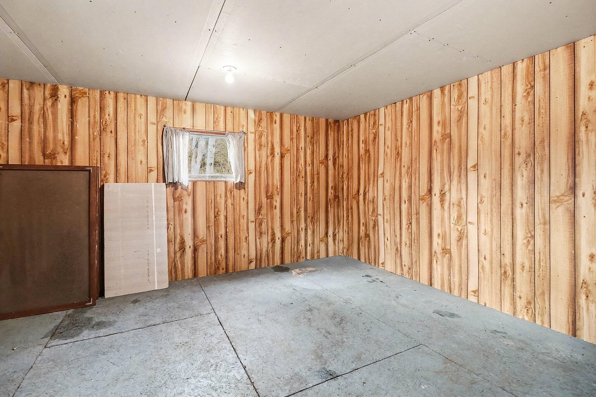 6595 Zellar Road Whitehall, MI 49461 - Photo 40 of 41 002_file_3185