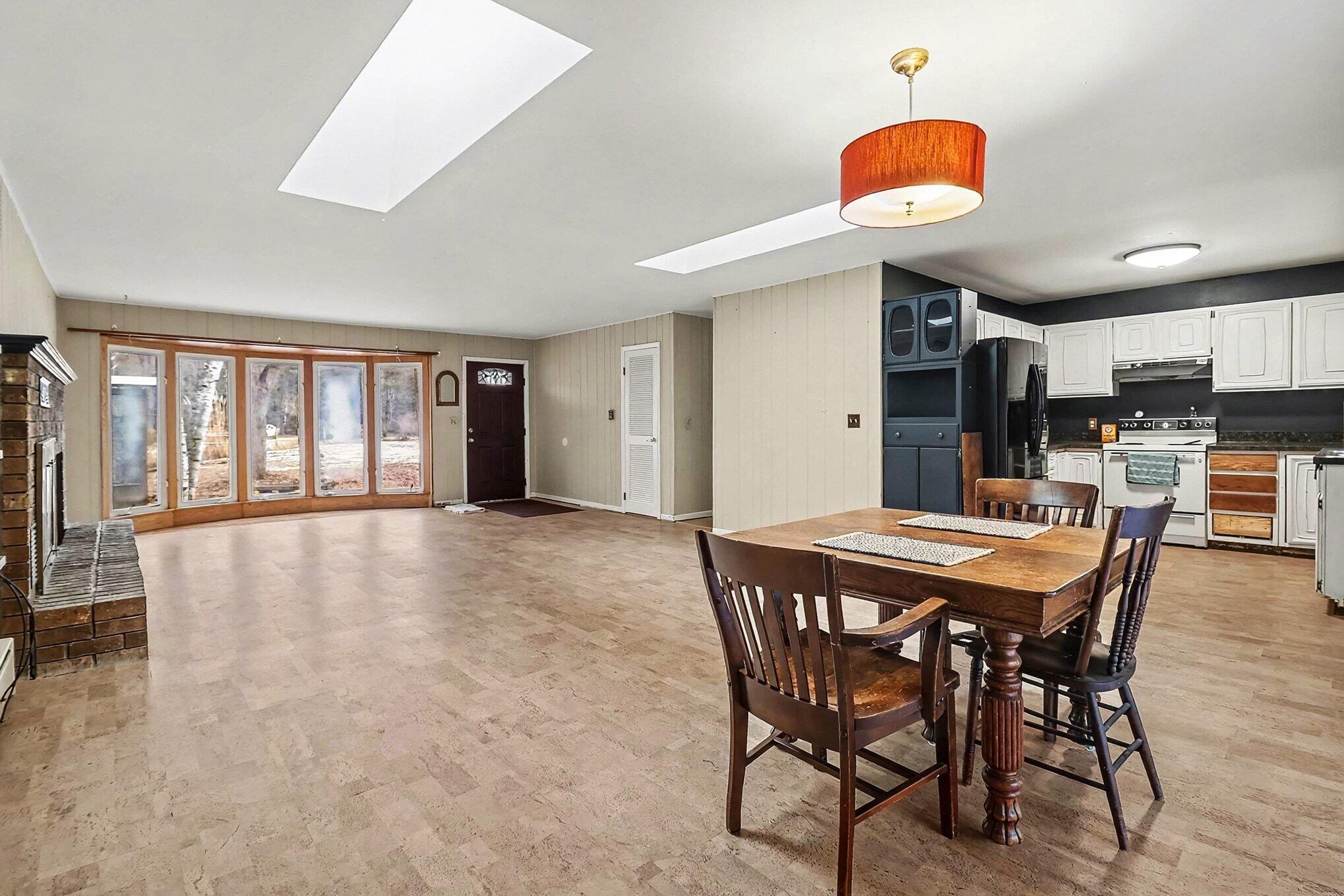 6595 Zellar Road Whitehall, MI 49461 - Photo 6 of 41 021_file_3126