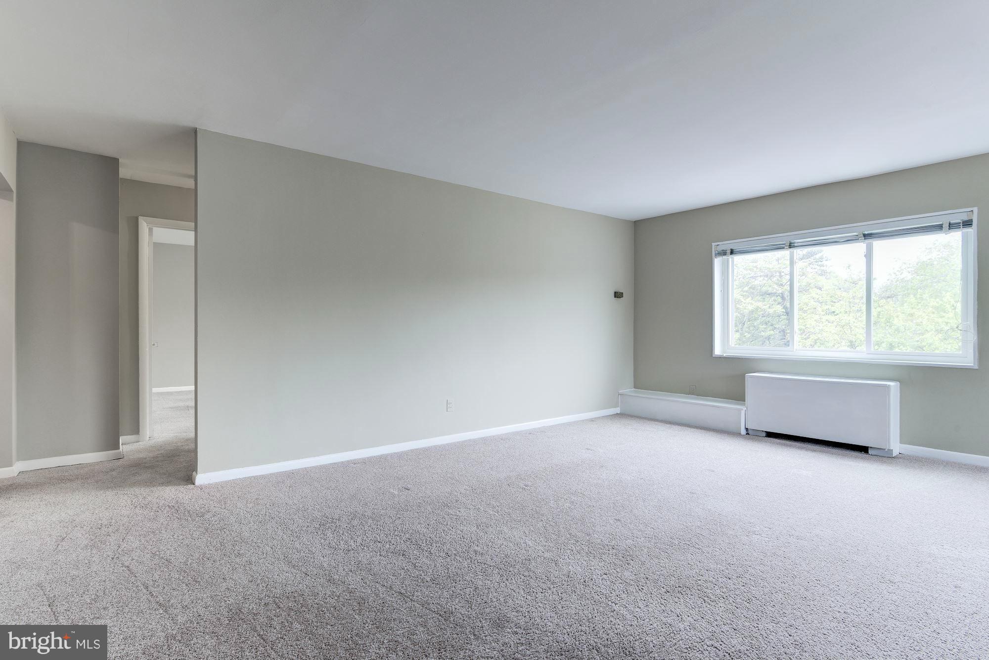 614 Sligo Avenue, Unit 311 Silver Spring, MD 20910 - Photo 11 of 27 Living Room