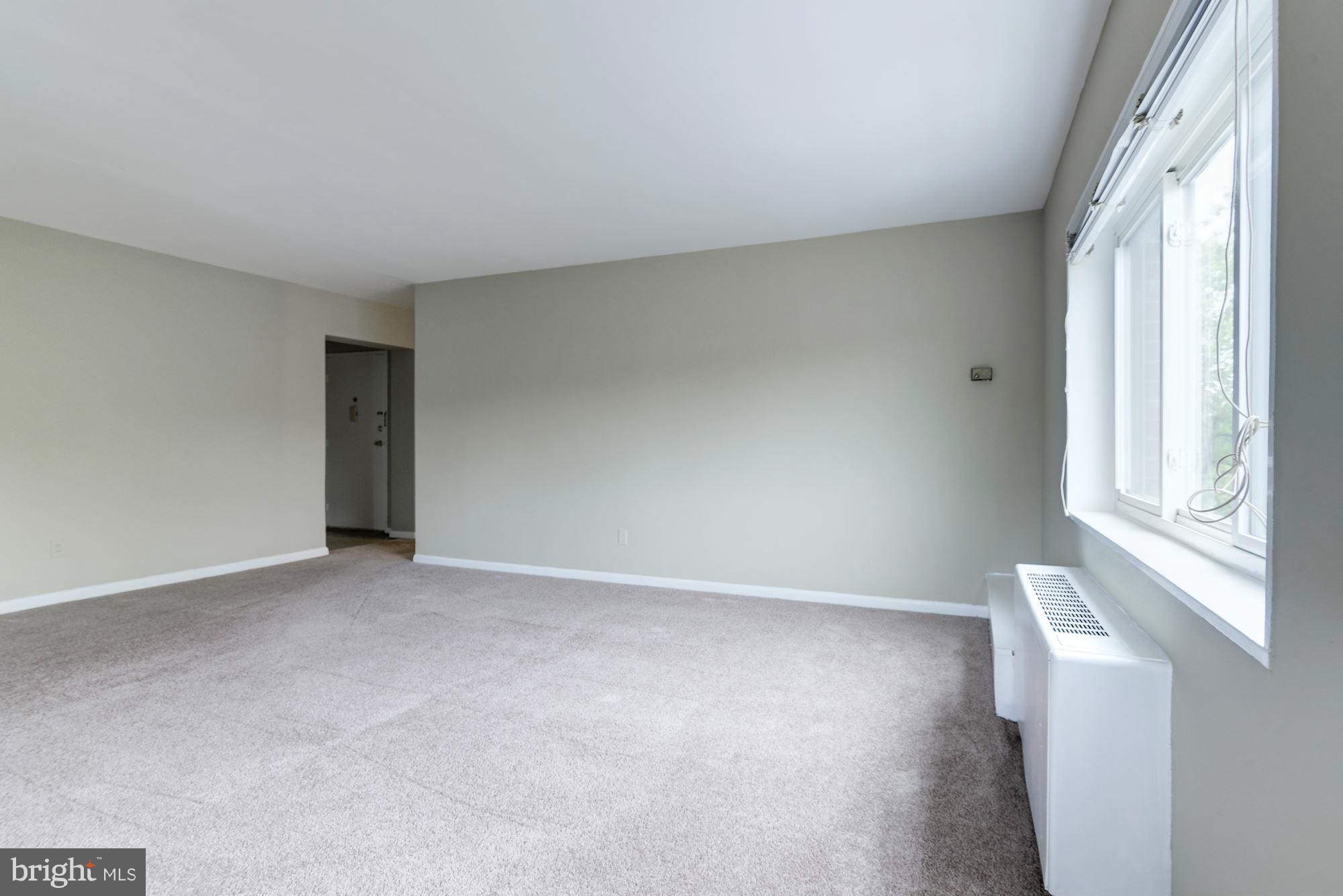 614 Sligo Avenue, Unit 311 Silver Spring, MD 20910 - Photo 12 of 27 Living Room