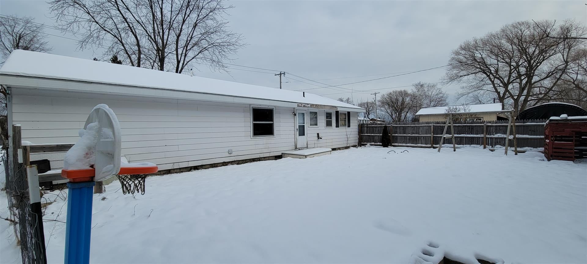 204 Abbott Street Cheboygan, MI 49721 - Photo 2 of 9 Gallery Image 2