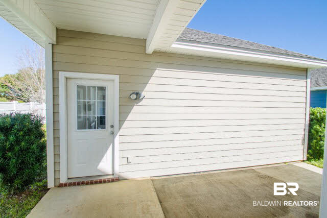 10335 Emmanuel Street Daphne, AL 36526 - Photo 20 of 29 Back Porch