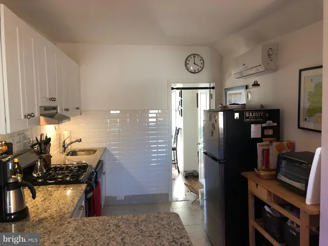 $1,595 | 753 South 22nd Street, Philadelphia, PA 19146