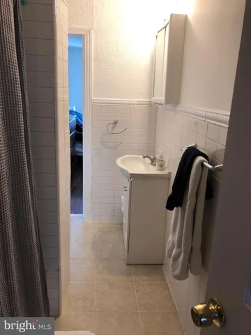 $1,595 | 753 South 22nd Street, Philadelphia, PA 19146