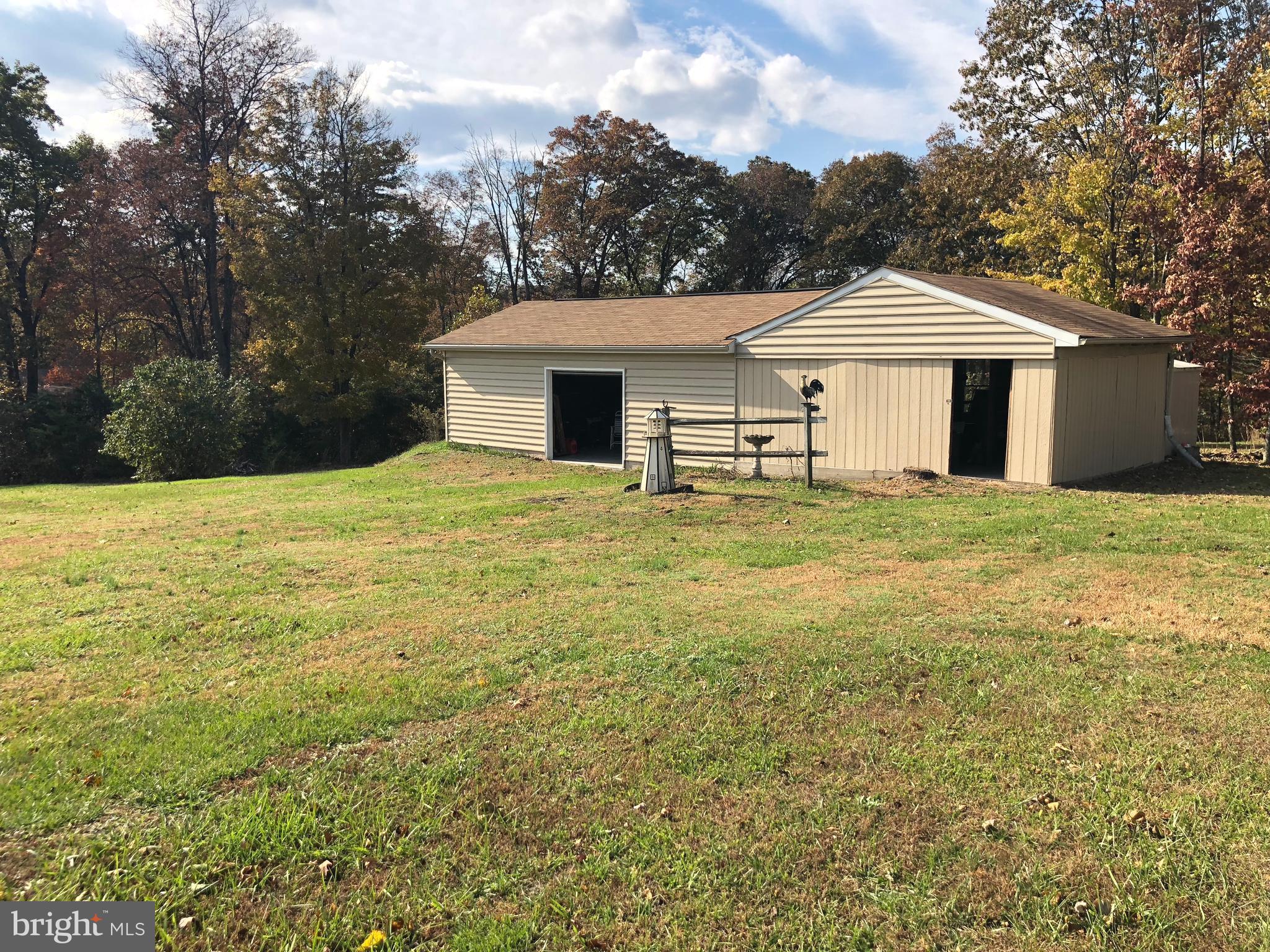1299 Reynolds Road Cross Junction, VA 22625 - Photo 5 of 23 2nd garage/workshop - up to 5 car bays