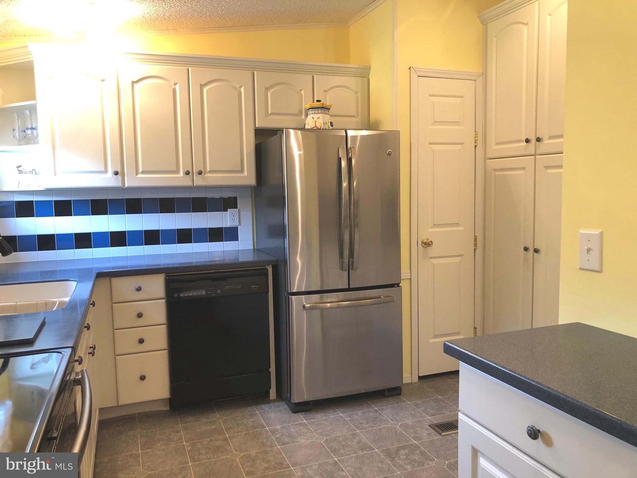1299 Reynolds Road Cross Junction, VA 22625 - Photo 8 of 23 New stainless appliances!