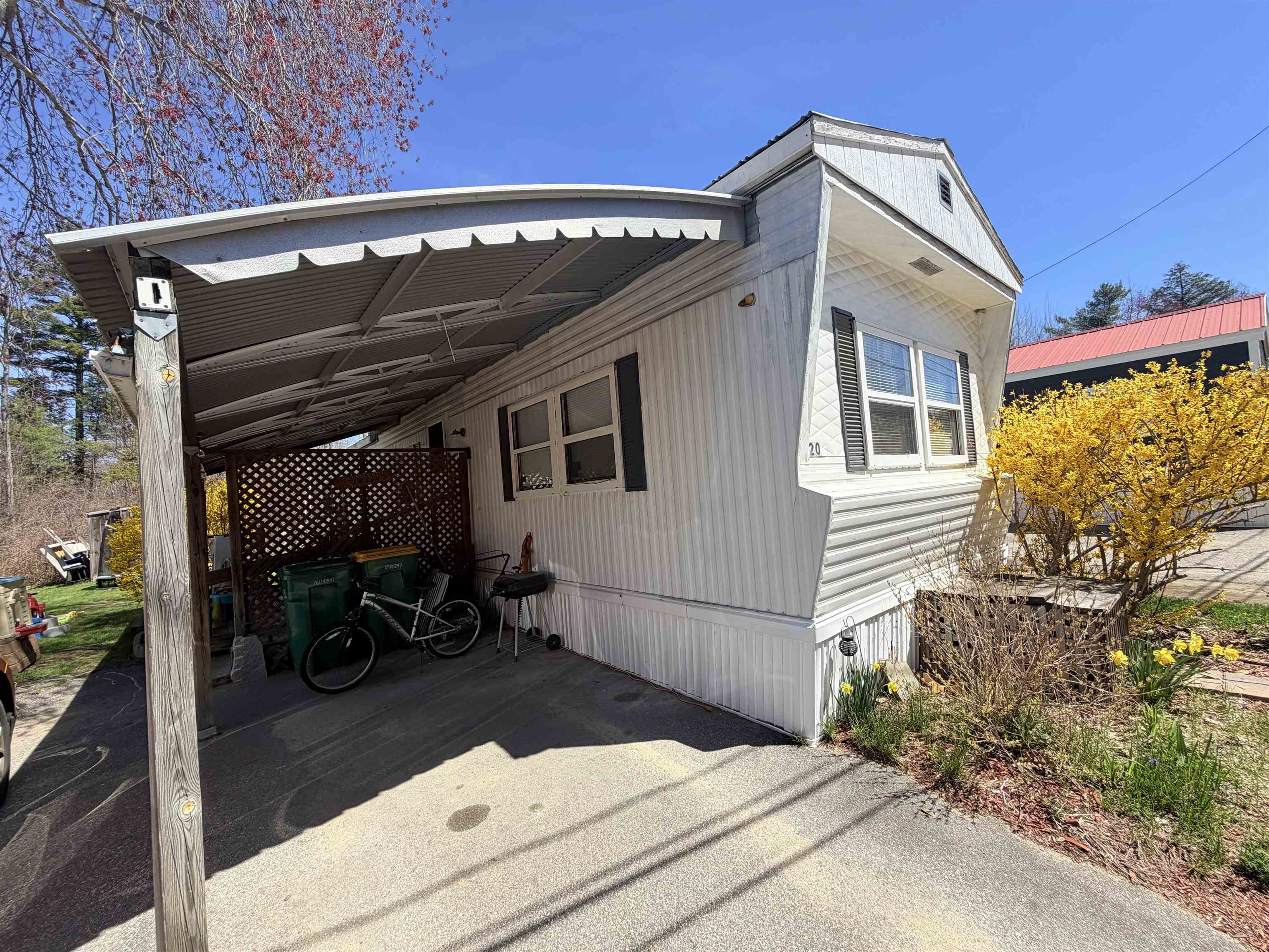 20 Moose Lane Rochester, NH 03867 - Photo 2 of 17