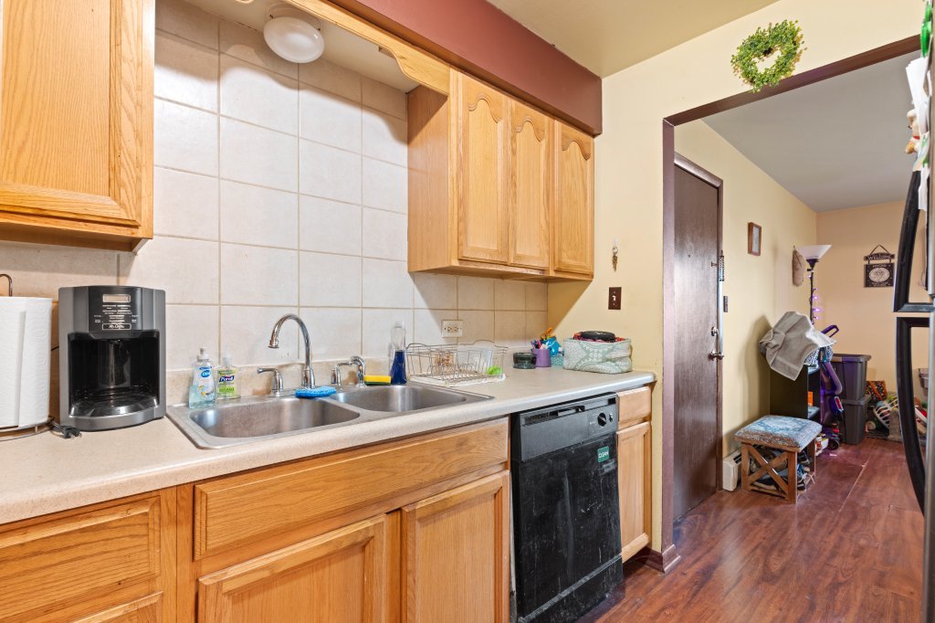 4840 West Engle Road, Unit 2NE Alsip, IL 60803 - Photo 8 of 17 Gallery Image 8