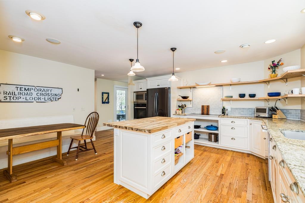 160 High Street Exeter, NH 03833 - Photo 7 of 27