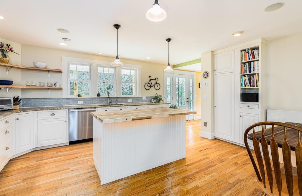 160 High Street Exeter, NH 03833 - Photo 8 of 27