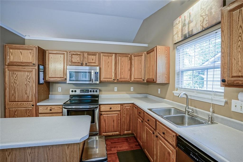 11219 Delight Creek Road Fishers, IN 46038 - Photo 6 of 38 Gallery Image 6