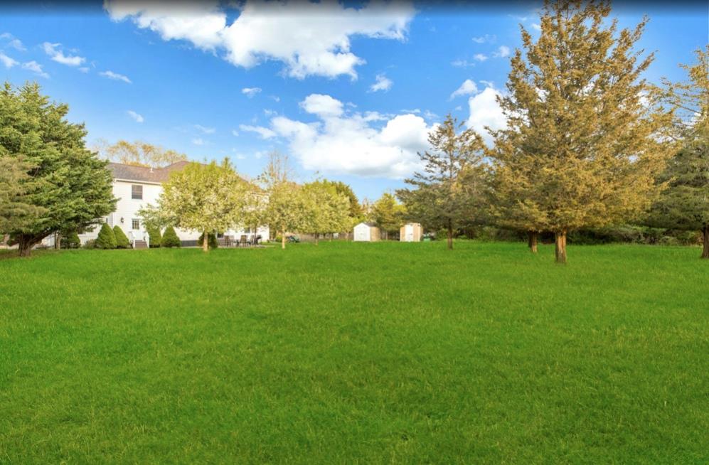 2655 Rocky Point Road East Marion, NY 11939 - Photo 18 of 23 View of yard