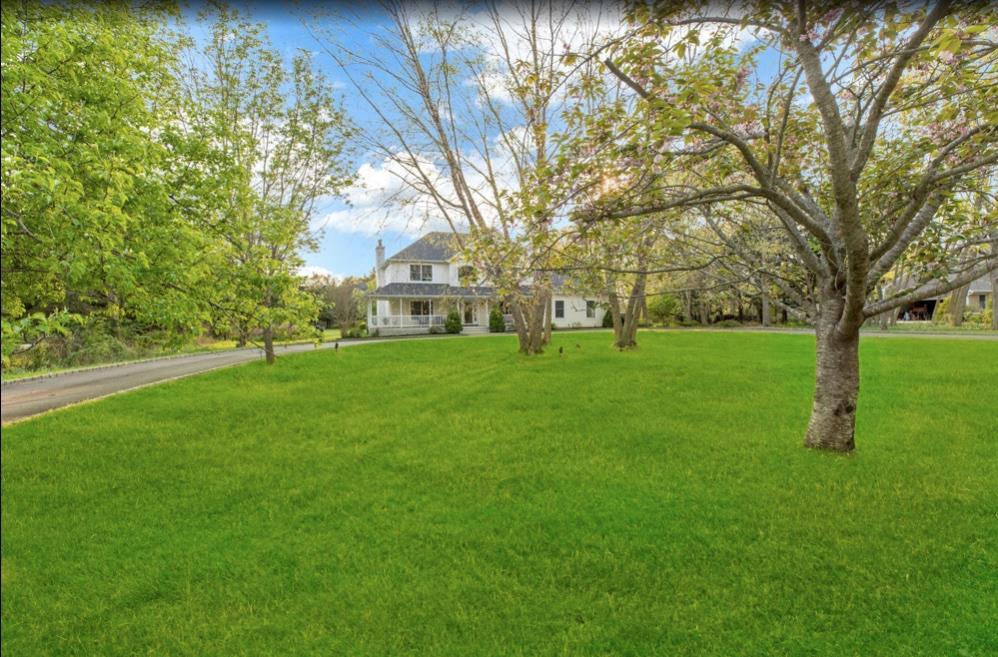 2655 Rocky Point Road East Marion, NY 11939 - Photo 19 of 23 View of yard