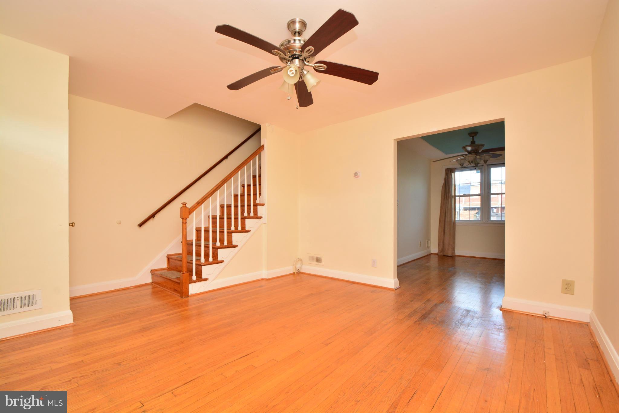 2859 Plainfield Road Dundalk, MD 21222 - Photo 4 of 24 a view of an entryway