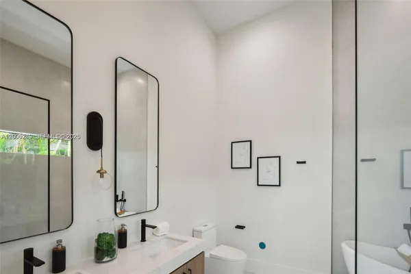 $10,800 | 510 Northwest 50th Street, Miami, FL 33127