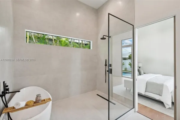 $10,800 | 510 Northwest 50th Street, Miami, FL 33127