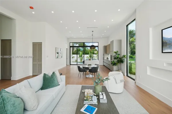 $10,800 | 510 Northwest 50th Street, Miami, FL 33127