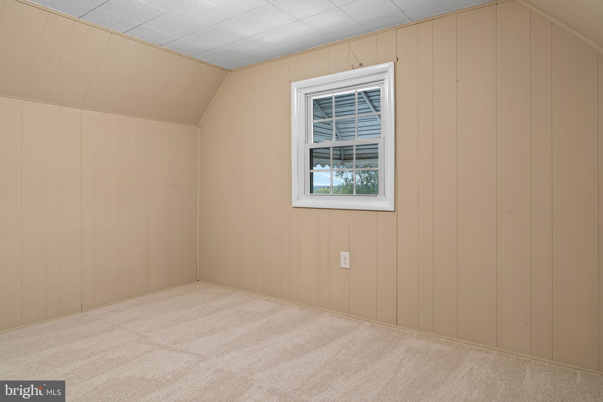 214 West Arundel Road Baltimore, MD 21225 - Photo 20 of 30 Bedroom 3 - Upper Level