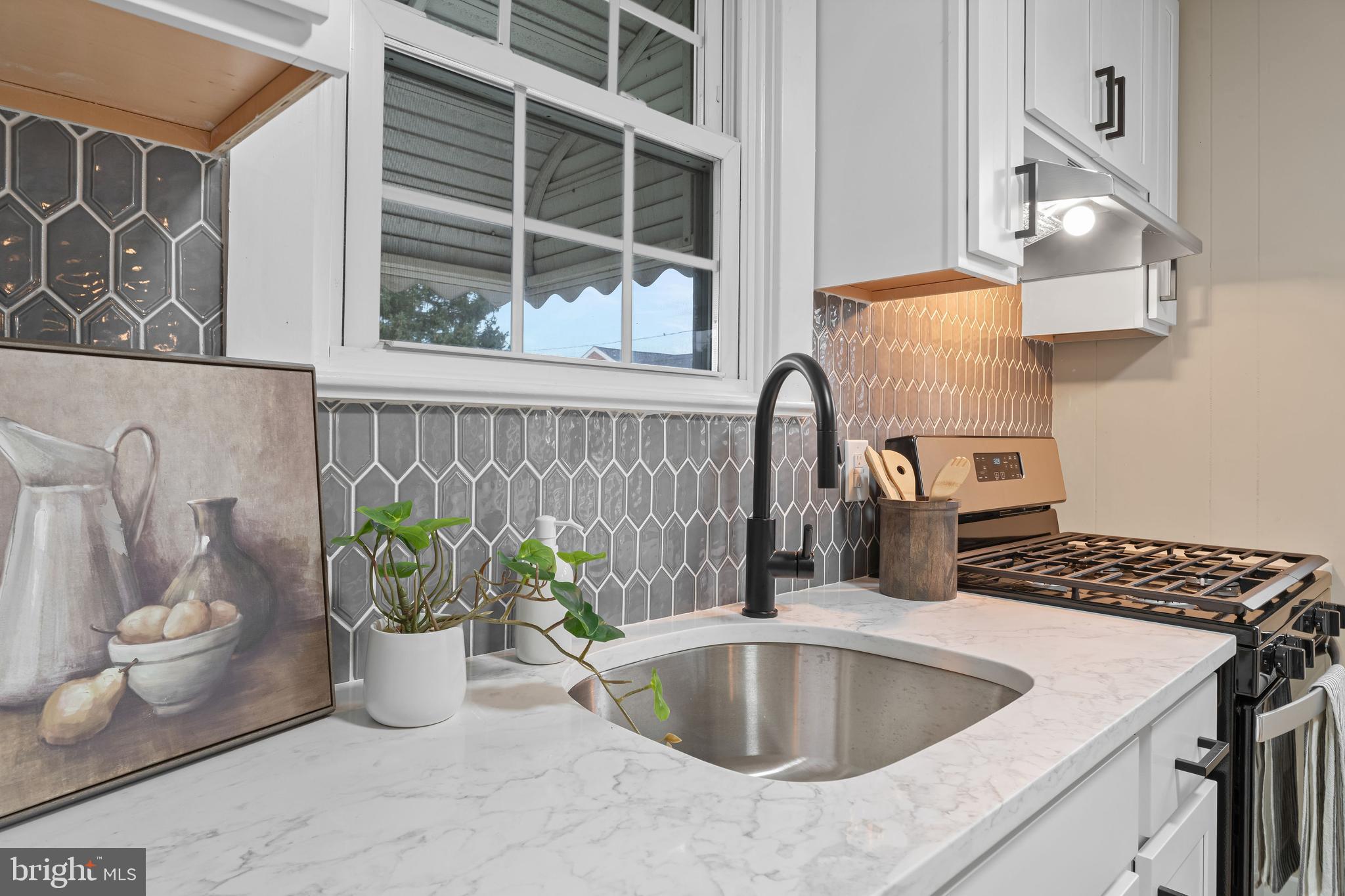 214 West Arundel Road Baltimore, MD 21225 - Photo 7 of 30 Quartz Counters